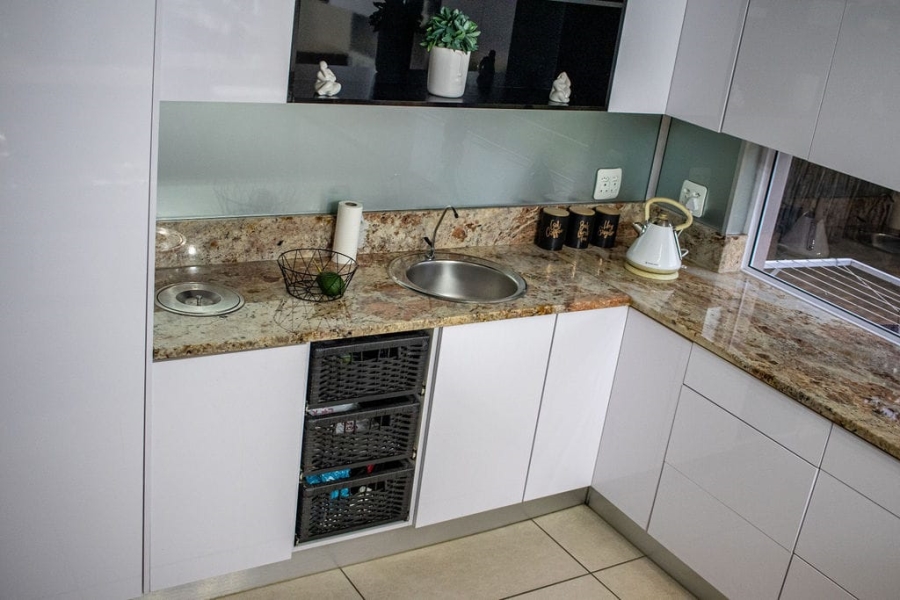 7 Bedroom Property for Sale in Aston Bay Eastern Cape